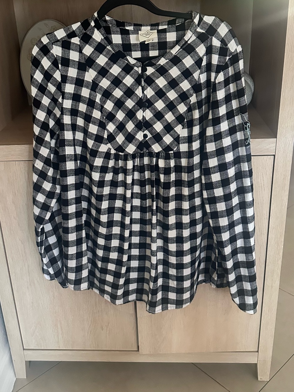 St. John's Bay Black & White Plaid Long-Sleeve Tunic